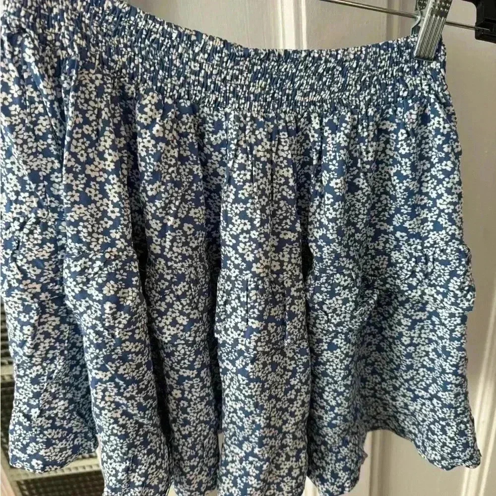 Princess Polly 2-piece set. Mini ruffle skirt short sleeve crop top size 6 - Picture 5 of 12